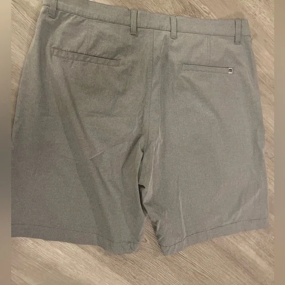 Travis Mathew 9” Golf Shorts - Picture 3 of 5